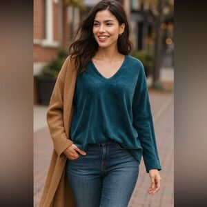 J.Jill Corduroy Velour Long Sleeve Top
Teal Blue Ribbed Cozy Winter Size Medium